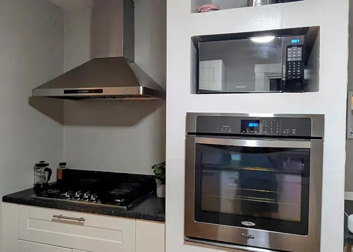 Single Family House 2B1B, California King Bed, Crib, 2 Tvs Near Downtown, Sjc Airport